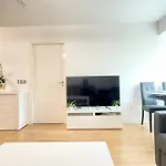 Appartement Moderne - Parc De La Villette -1Min Du Metro