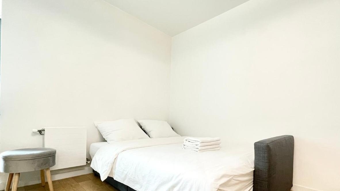 Apartment Moderne - Parc De La -1min Du Metro Paris