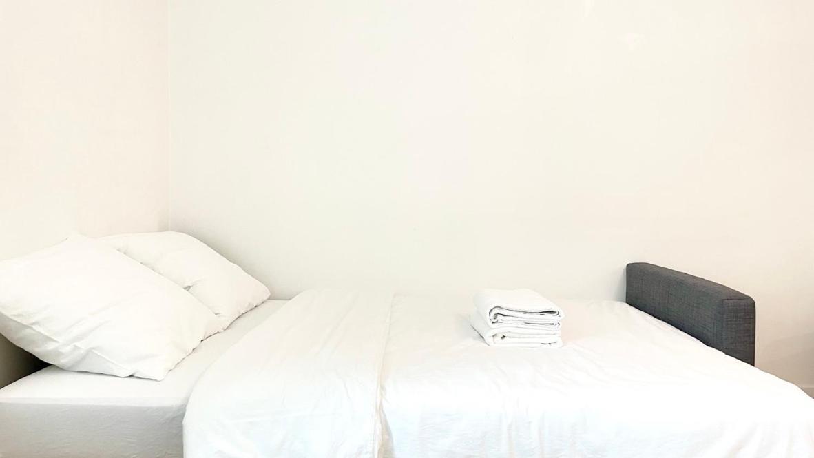 Moderne - Parc De La -1min Du Metro Apartment *