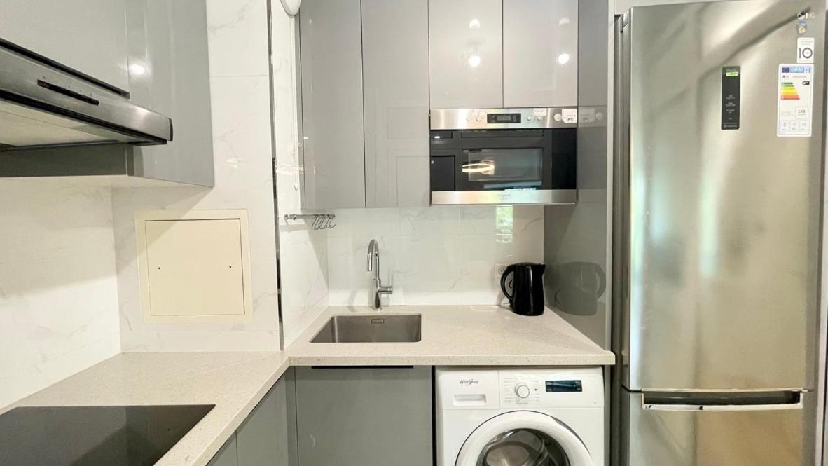 Apartment Moderne - Parc De La -1min Du Metro Paris